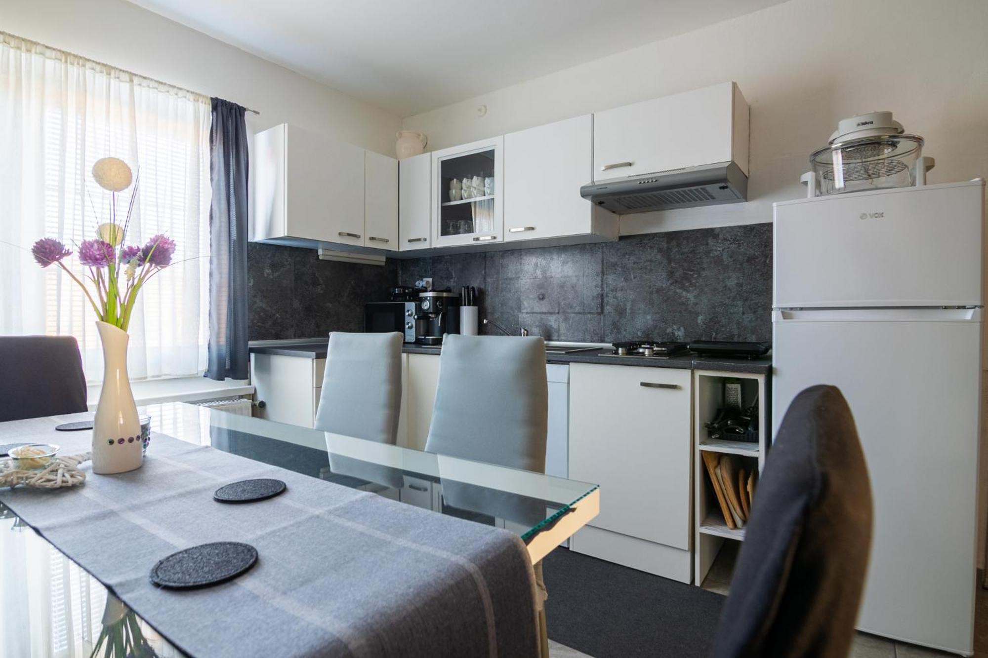 Lovrenc na Pohorju Apartma Ella מראה חיצוני תמונה